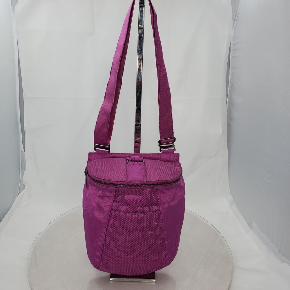 Baggallini Purple Nylon Crossbody Organizer Bucket Bag Travel Lightweight